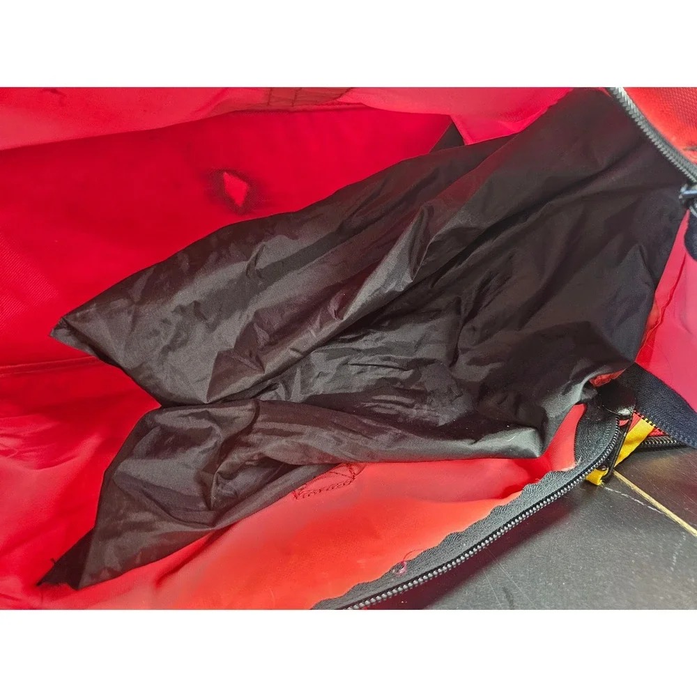 Vintage 1990 Marlboro Adventure Team‎ Duffle Bag Red - Pre-loved